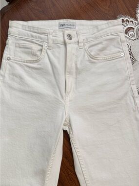 Zara Women’s  White Slim Jeans